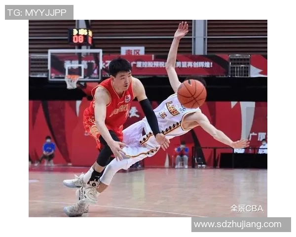 上海篮球队现状揭秘:从训练到比赛的全景分析与展望 上海篮球队现状揭秘:从训练到比赛的全景分析与展望