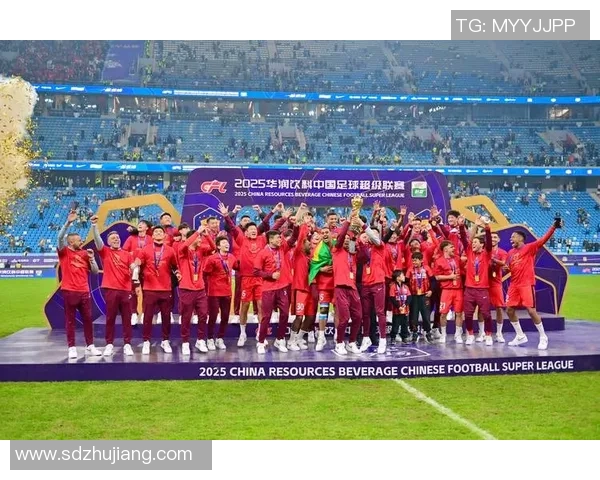 足球专题：聚焦上海足球队的意识